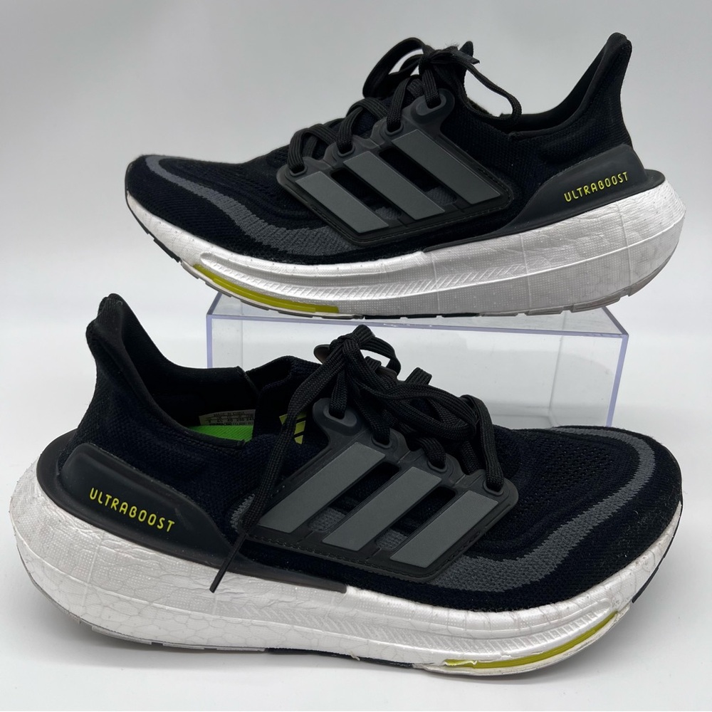 Adidas Ultraboost Women’s Black and White Athletic Running Shoes-Size 8